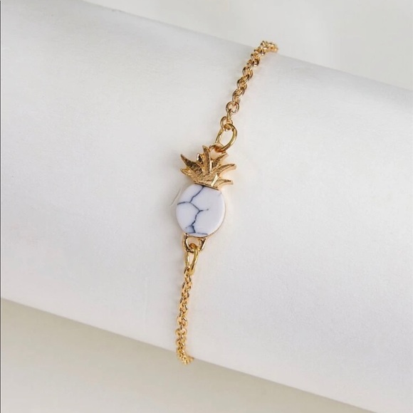 Jewelry - Pineapple Charm Bracelet